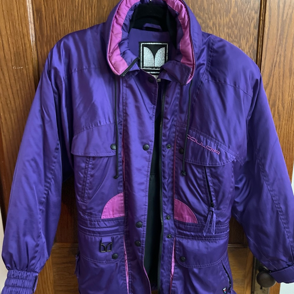 Vintage Couloir ski jacket
Purple
Size 8